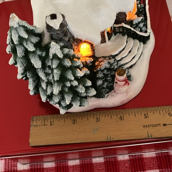 Thomas Kinkade “Painter of Light” Collectible Lighted “A Village Of Christmas” - Picture 7 of 10